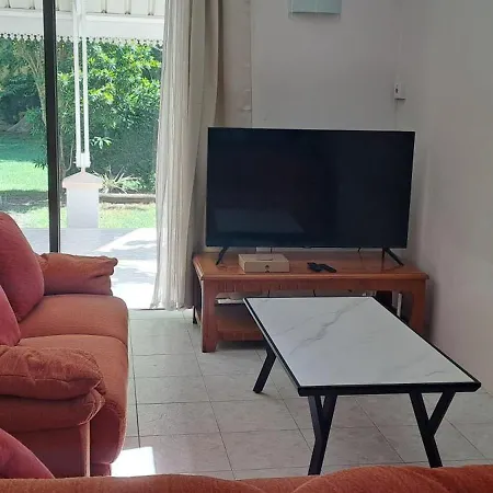 West Coast Vila Wolmar 7 Flic en Flac Exterior photo